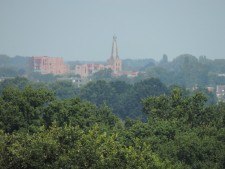 Uitzicht van de Oude kerk Barneveld gezien vanaf De Hessenhut